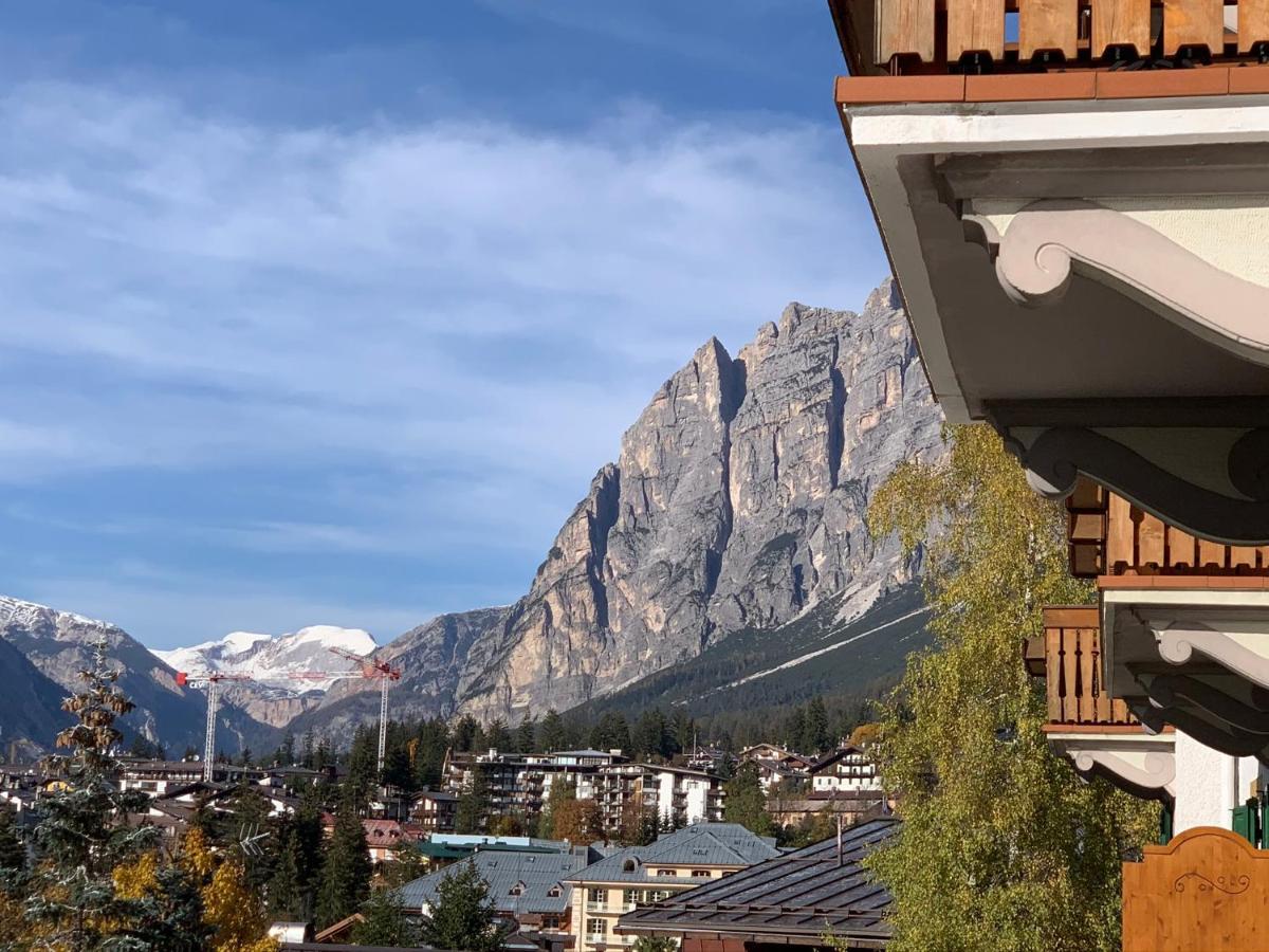 Hotel Serena Cortina Cortina dʼAmpezzo Extérieur photo