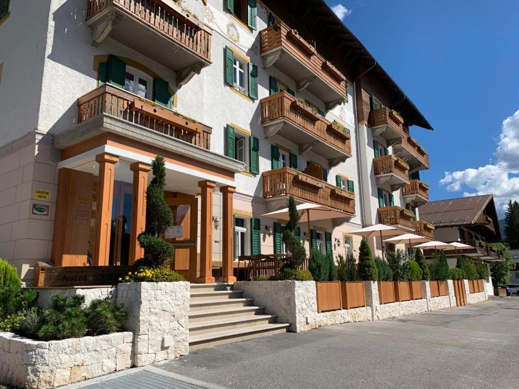 Hotel Serena Cortina Cortina dʼAmpezzo Extérieur photo