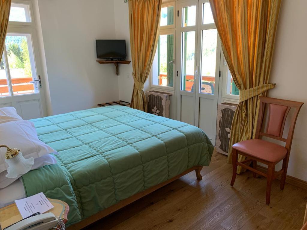 Hotel Serena Cortina Cortina dʼAmpezzo Extérieur photo